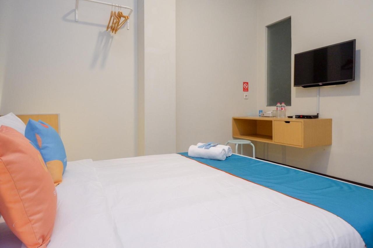 Sans Hotel Good Wish Semarang Jomblang Ngoại thất bức ảnh