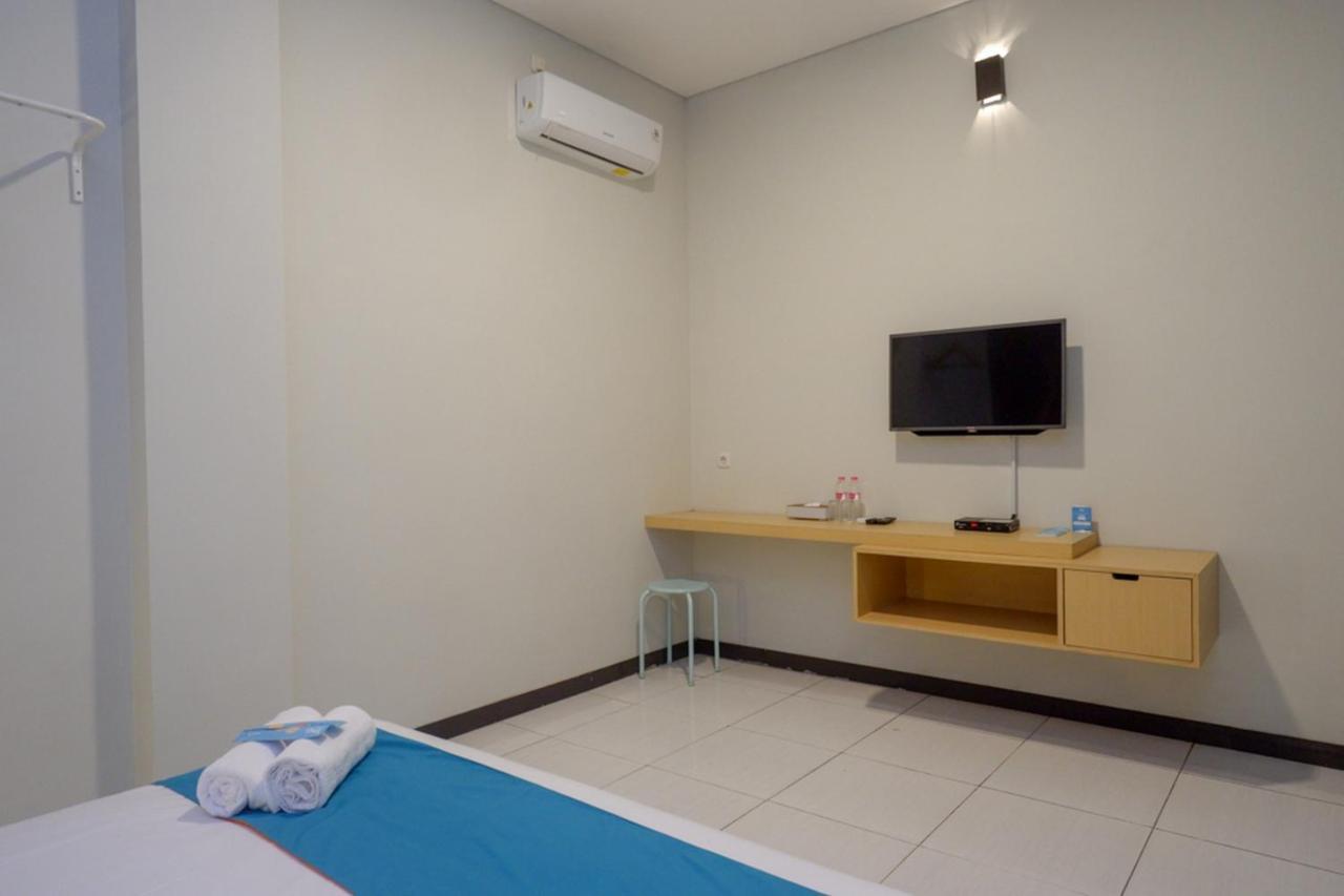 Sans Hotel Good Wish Semarang Jomblang Ngoại thất bức ảnh