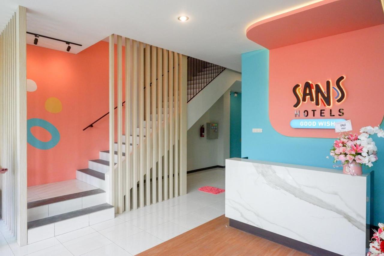 Sans Hotel Good Wish Semarang Jomblang Ngoại thất bức ảnh