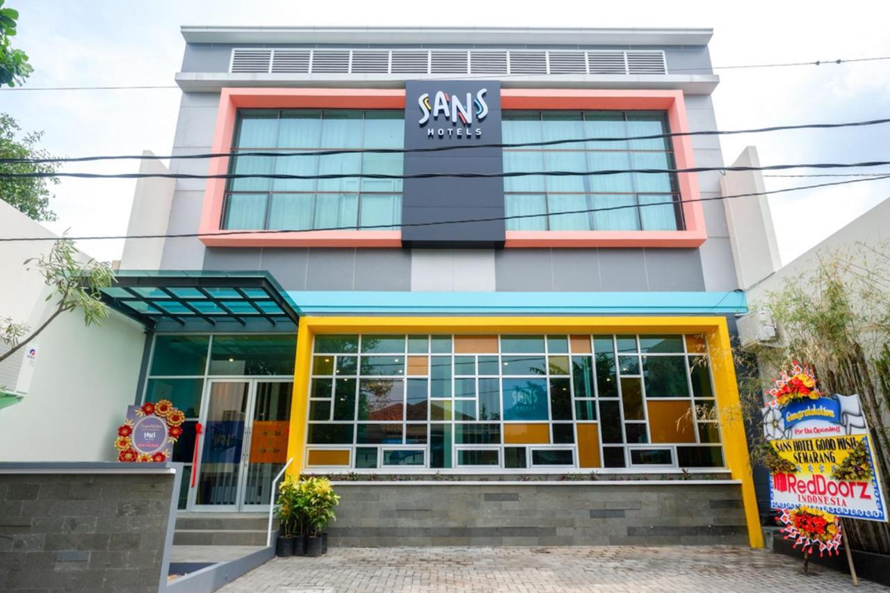 Sans Hotel Good Wish Semarang Jomblang Ngoại thất bức ảnh