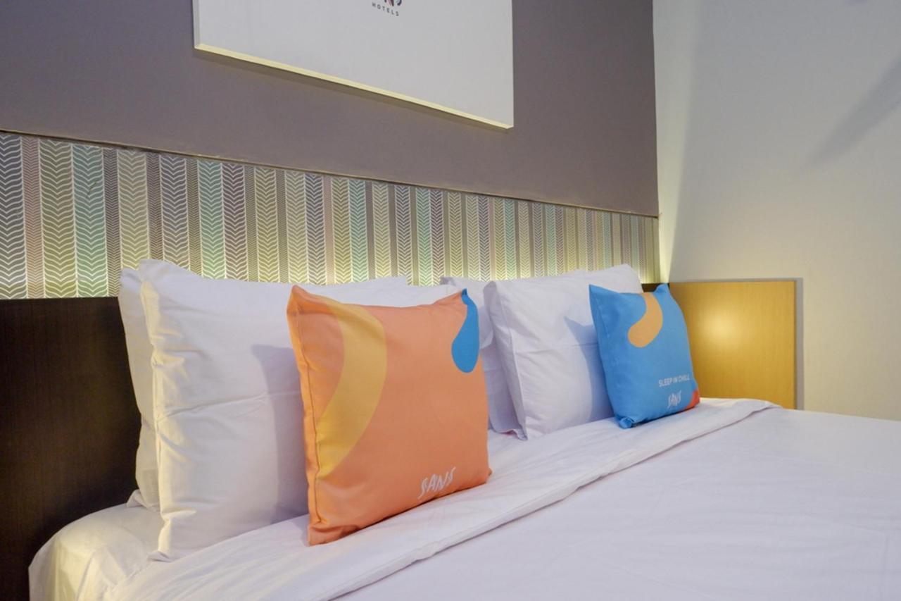 Sans Hotel Good Wish Semarang Jomblang Ngoại thất bức ảnh