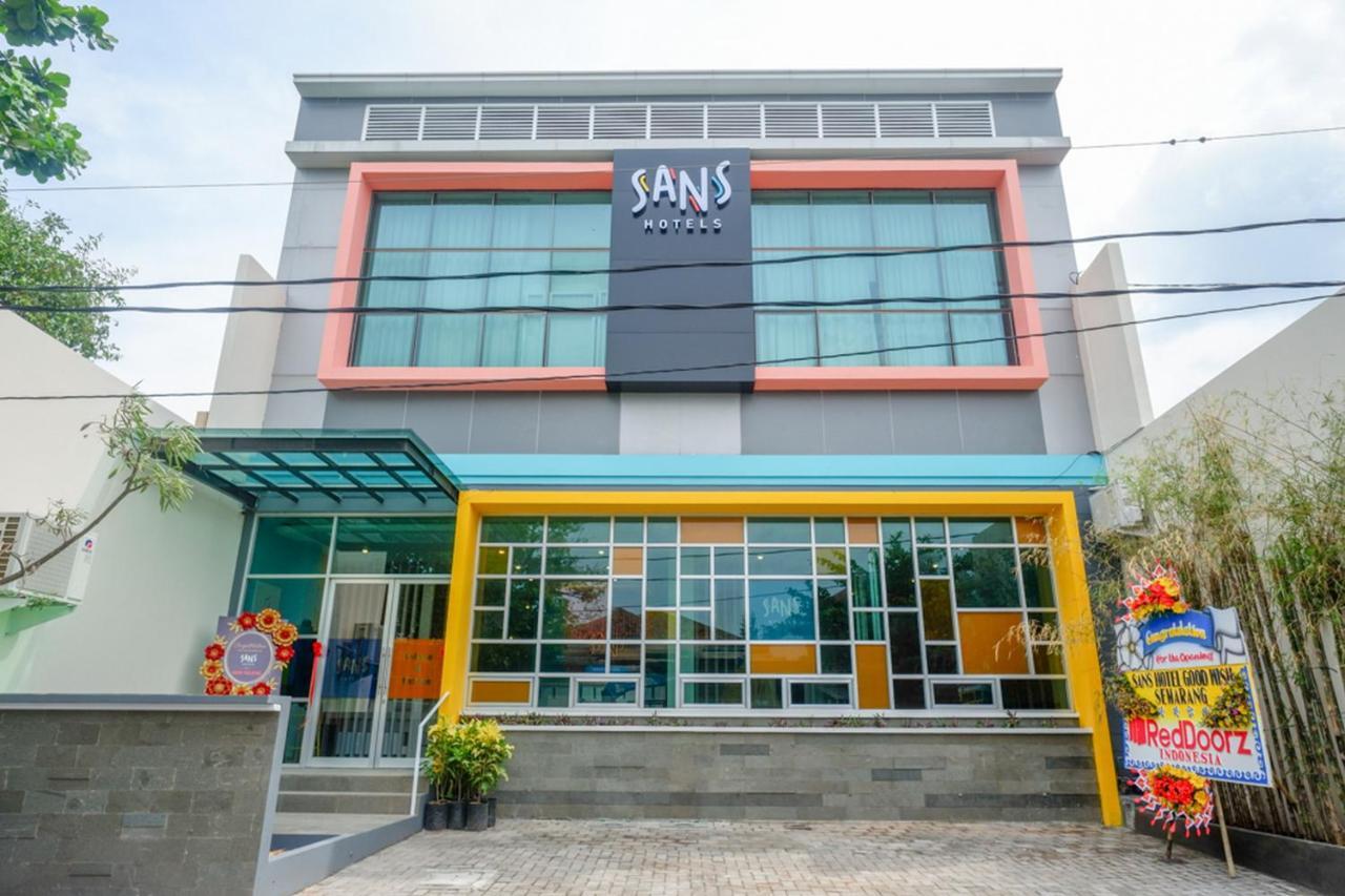 Sans Hotel Good Wish Semarang Jomblang Ngoại thất bức ảnh