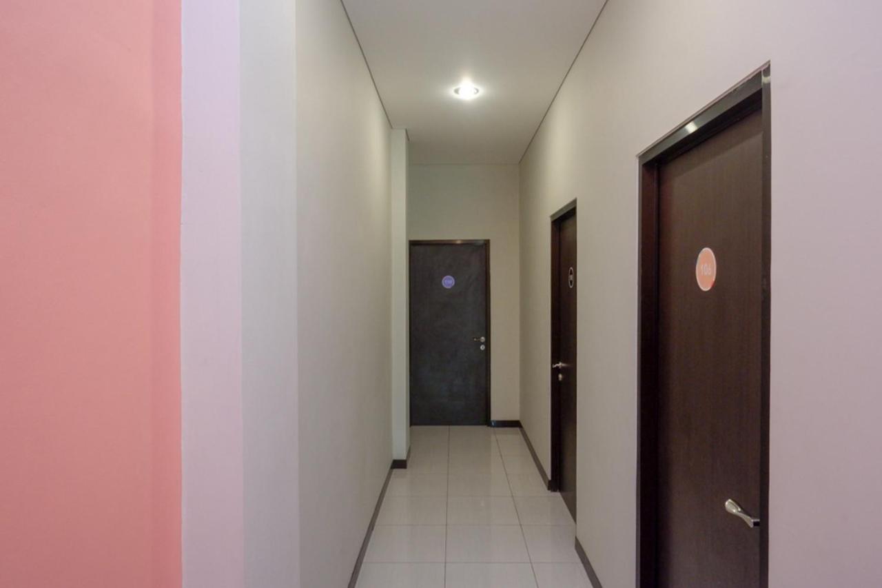 Sans Hotel Good Wish Semarang Jomblang Ngoại thất bức ảnh
