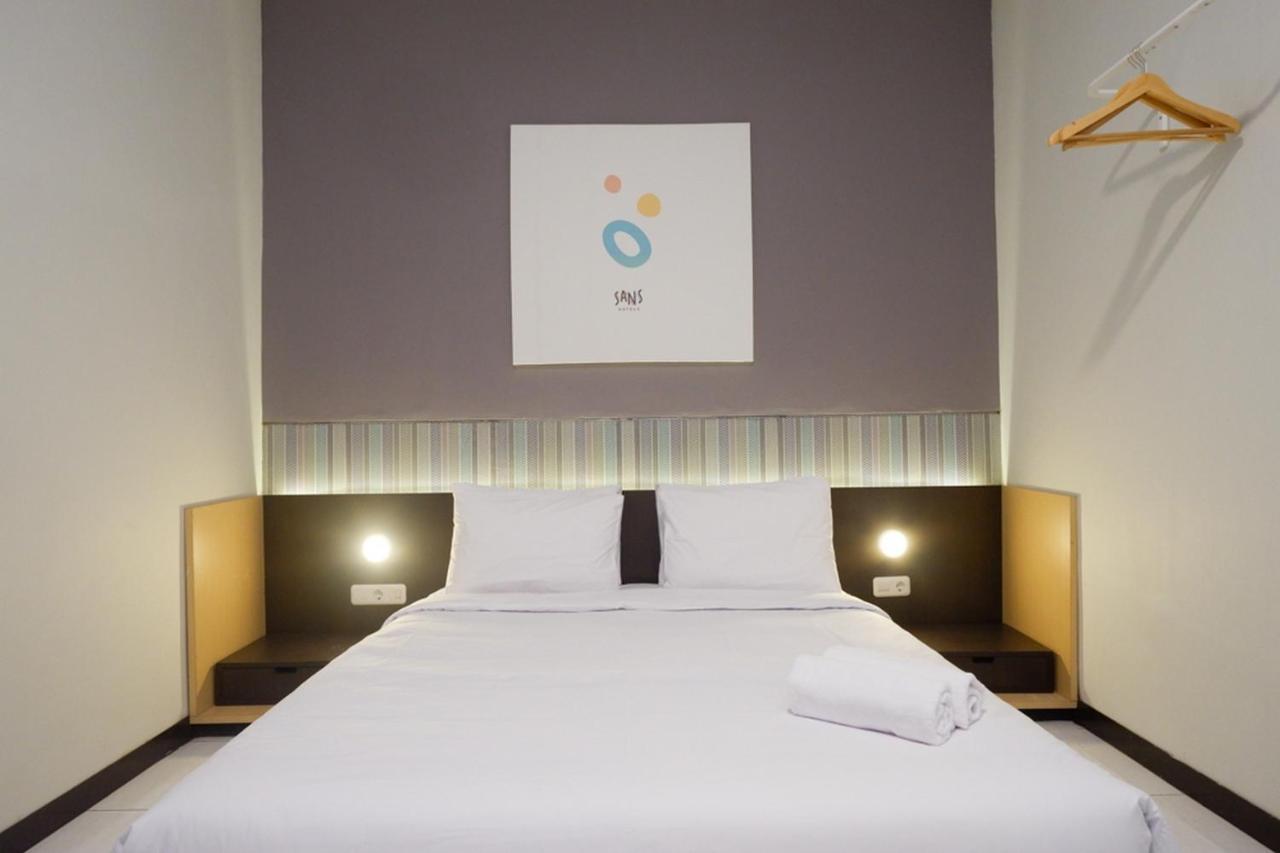 Sans Hotel Good Wish Semarang Jomblang Ngoại thất bức ảnh